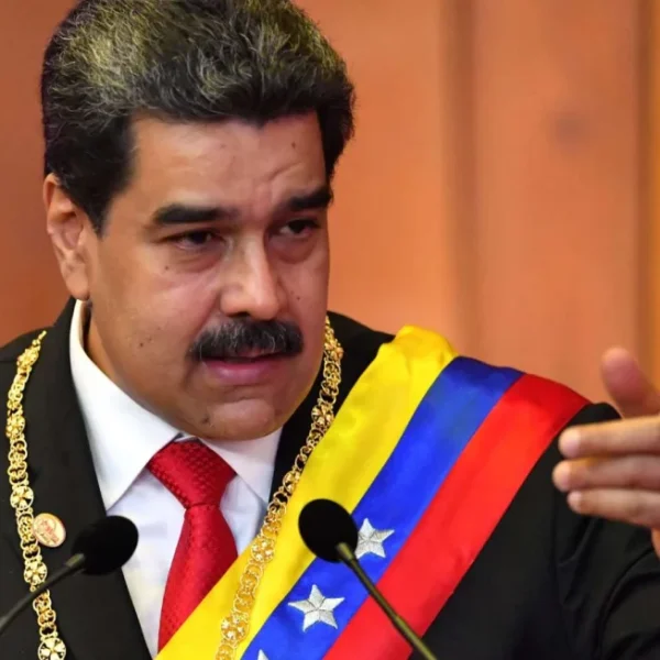 Venezuela alerta sobre peligros en EE.UU. para migrantes: «No viajen, protejan sus vidas»