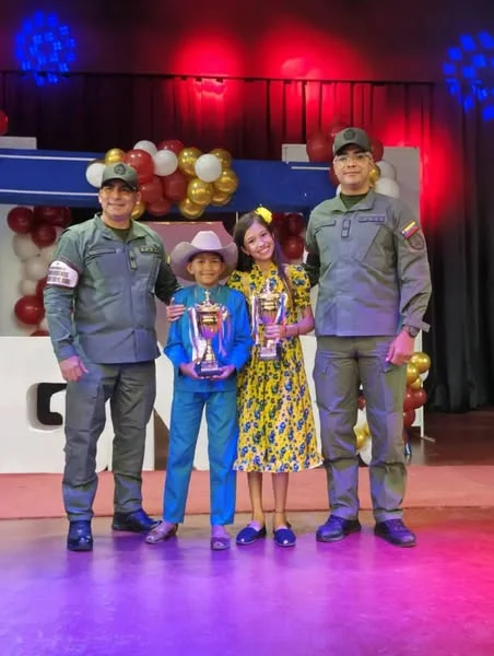 Alexandra González Brilla como Ganadora del Primer Festival «Yo También Canto en el Arpa» en Apure