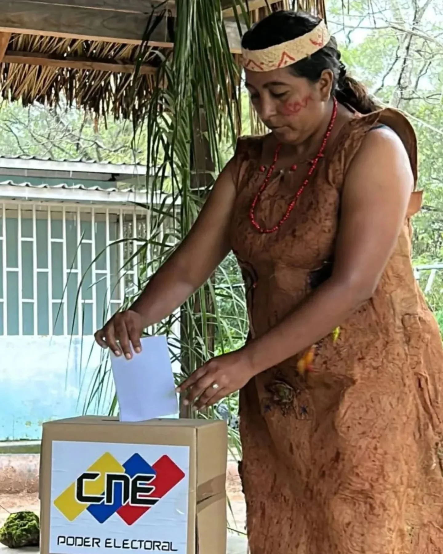 Mandatario nacional aplaudió el proceso de elección de este domingo en los pueblos originarios